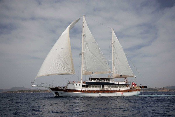 2010 GULET 42M