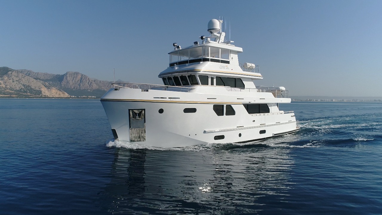 Bering Yachts Bering 72 Bering Yachts Bering 65 Namaste